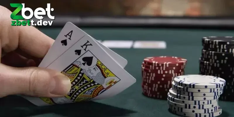 Cách Chơi Poker: Hướng Dẫn Chi Tiết Cho Người Mới Bắt Đầu 2 Giới thiệu tổng quan về game bài chiến lược poker